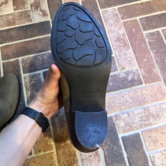 Vionic Womens Shantelle Taupe Zipper Ankle Boots 10 Wide Floor Model Waterproof - Picture 4 of 12